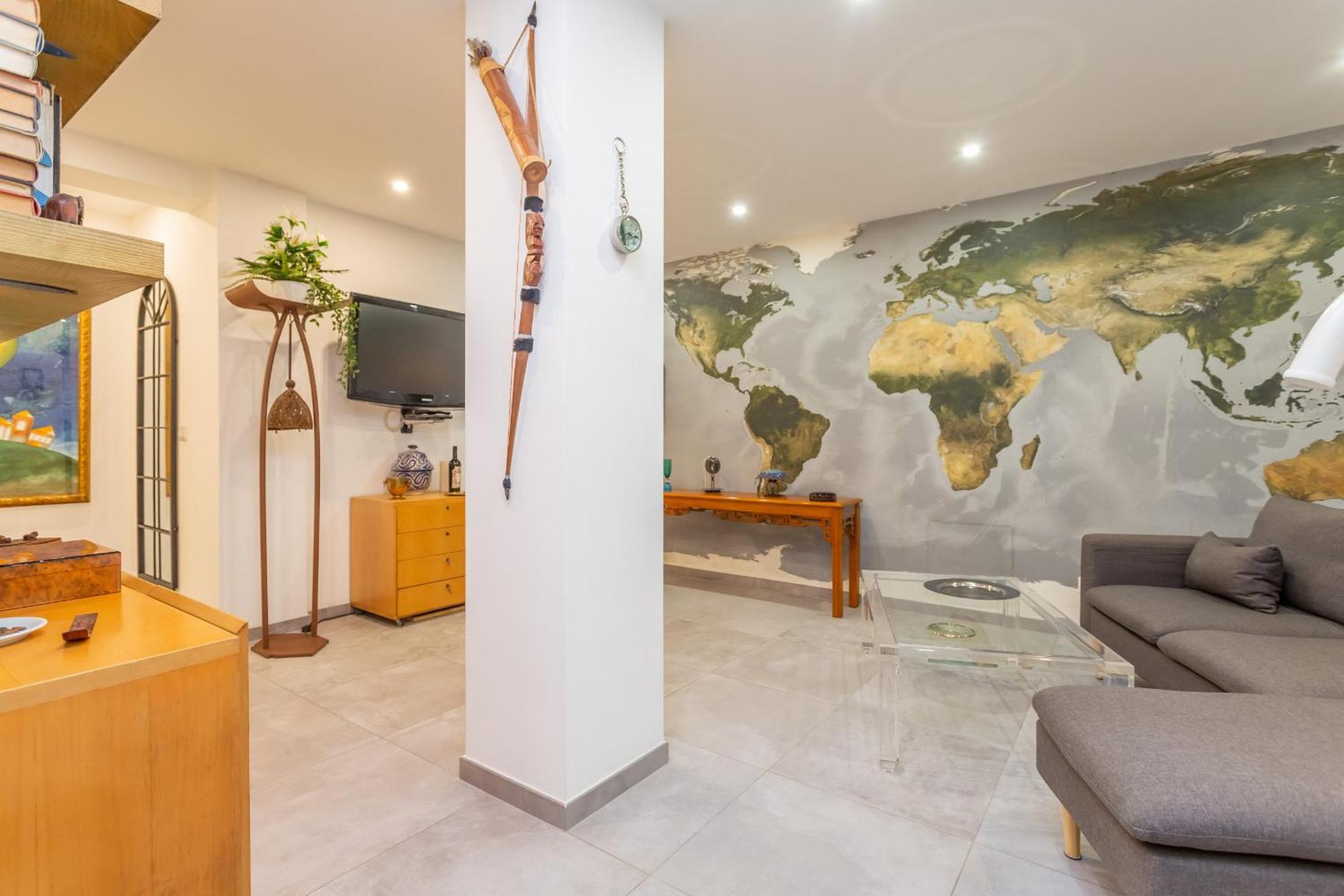 Apartment Spacious 4 Bdr With Parking Rom