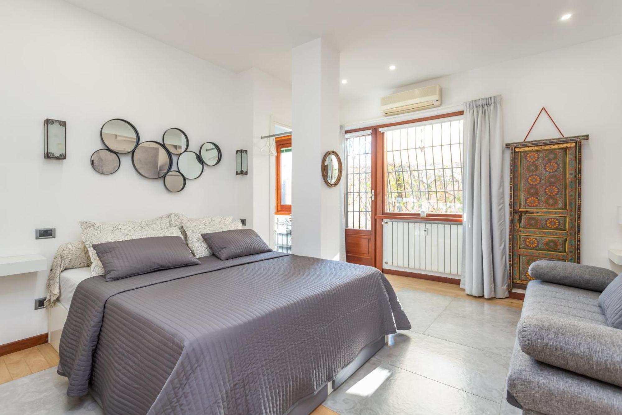 Spacious 4 Bdr With Parking Rom